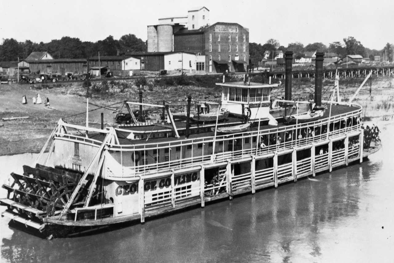 How Did Steamboats Work In The 1800s