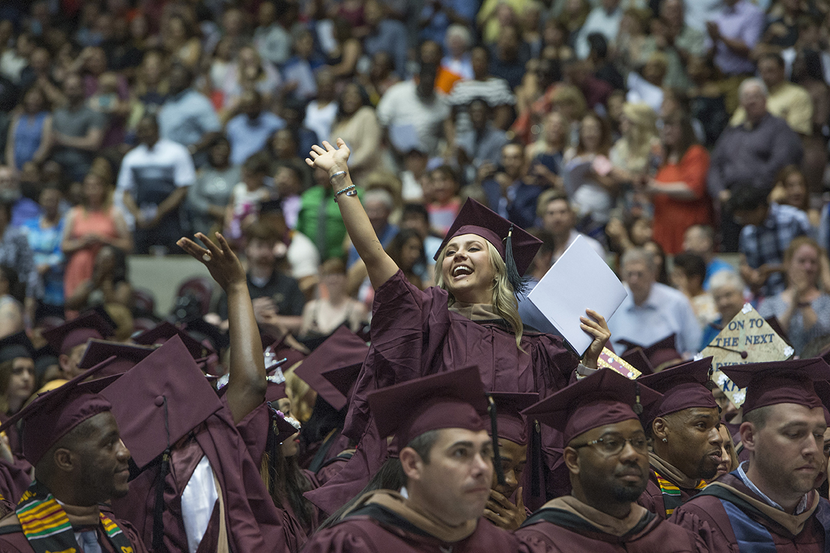 SIU Carbondale 2018 fall commencement is Dec. 15