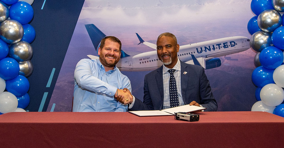 SIU Aviation-United Airlines partnership offers most protected career route to the United flight deck