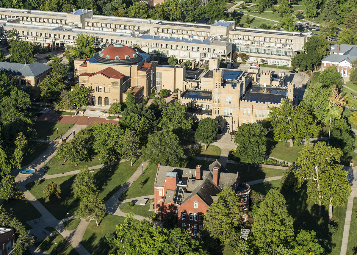 EF университет. Southern Illinois University факультеты. Атлантический университет. Вллен Холд университет. University address