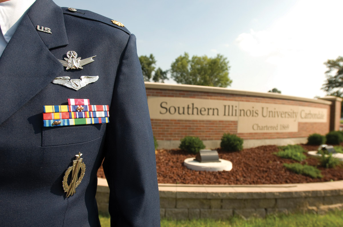 SIU law, medical school form unique partnership to help Illinois veterans