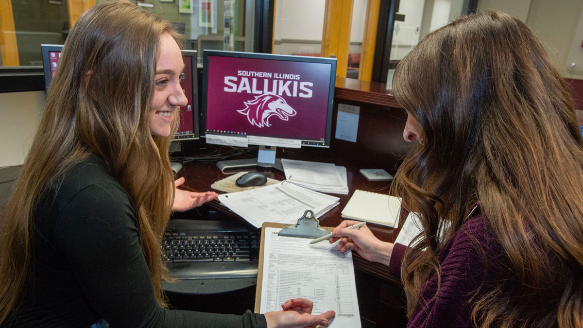 SIU Carbondale invites all university students, tax professionals to Student Tax Night in St. Louis