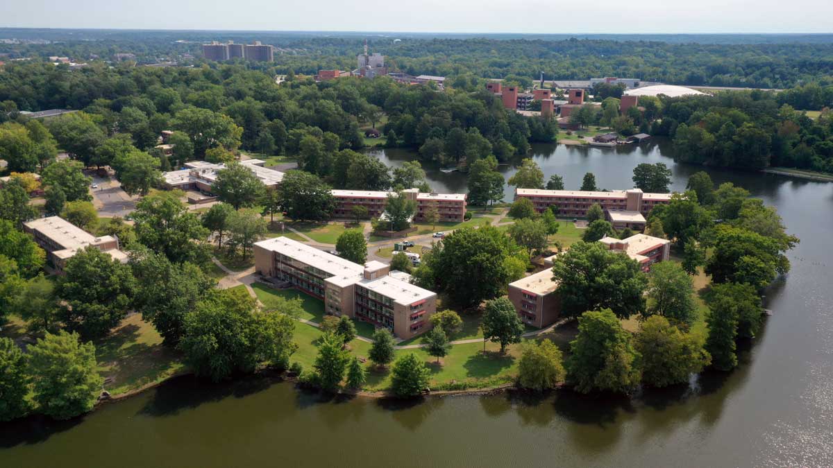 SIU Carbondale accepts nominations for honorary degrees/service awards