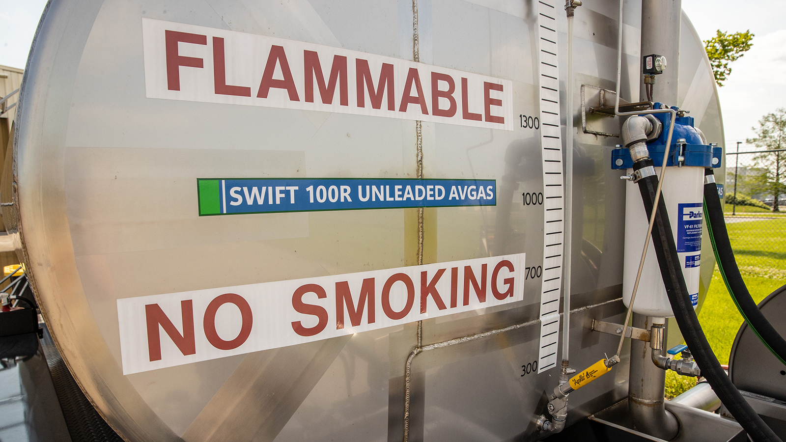 Fuel tanker
