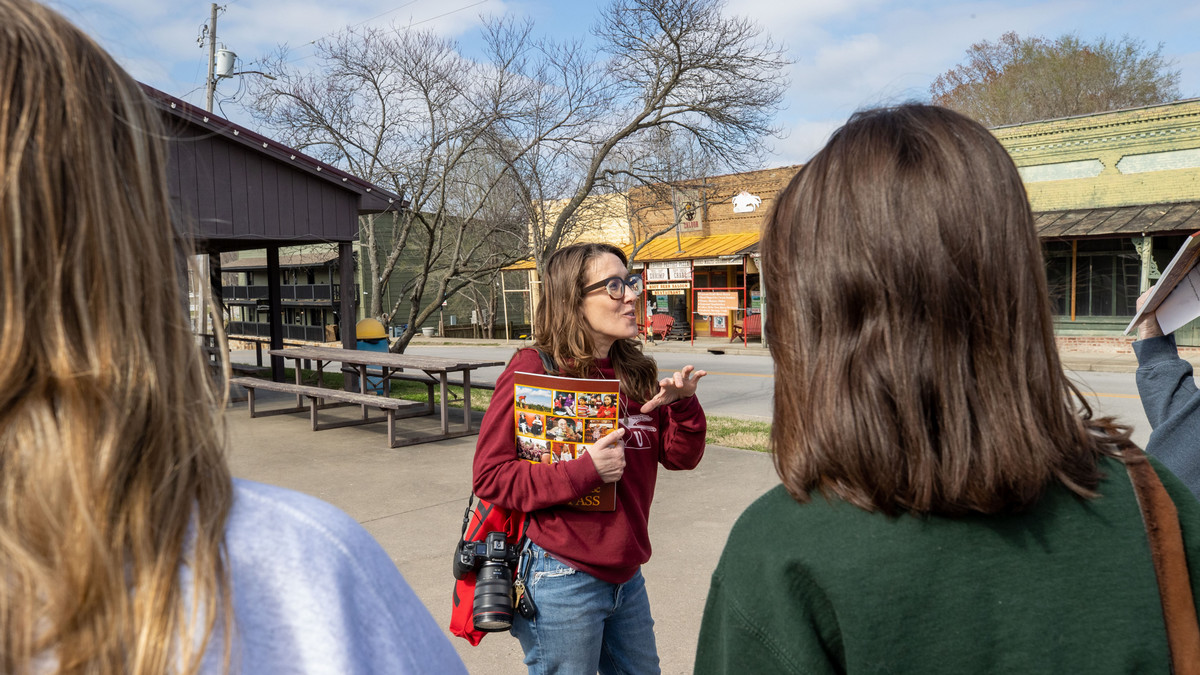 SIU Carbondale photojournalism students