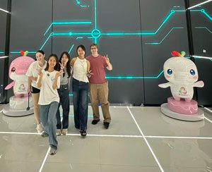 CAM students visiting China.