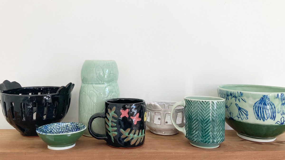 Various ceramic bowls and cups.