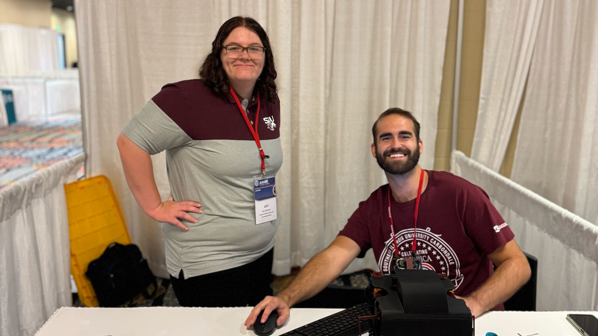 Two SIU Carbondale students at an agriculture competition.