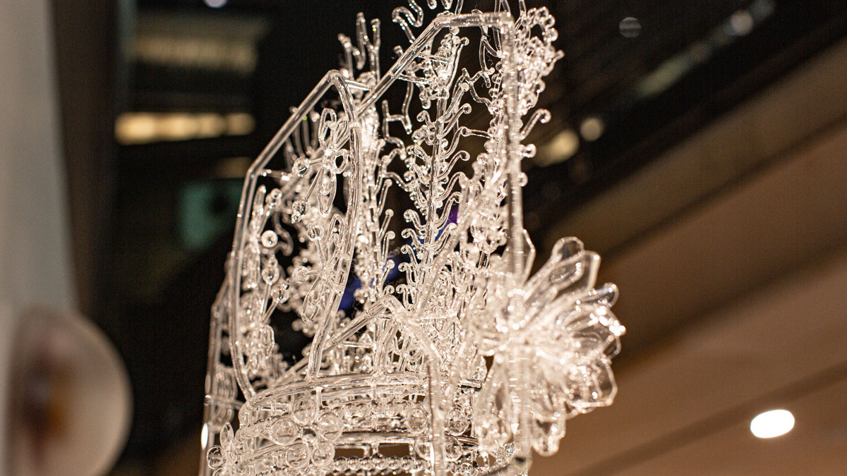 Nancy Yu glass exhibition