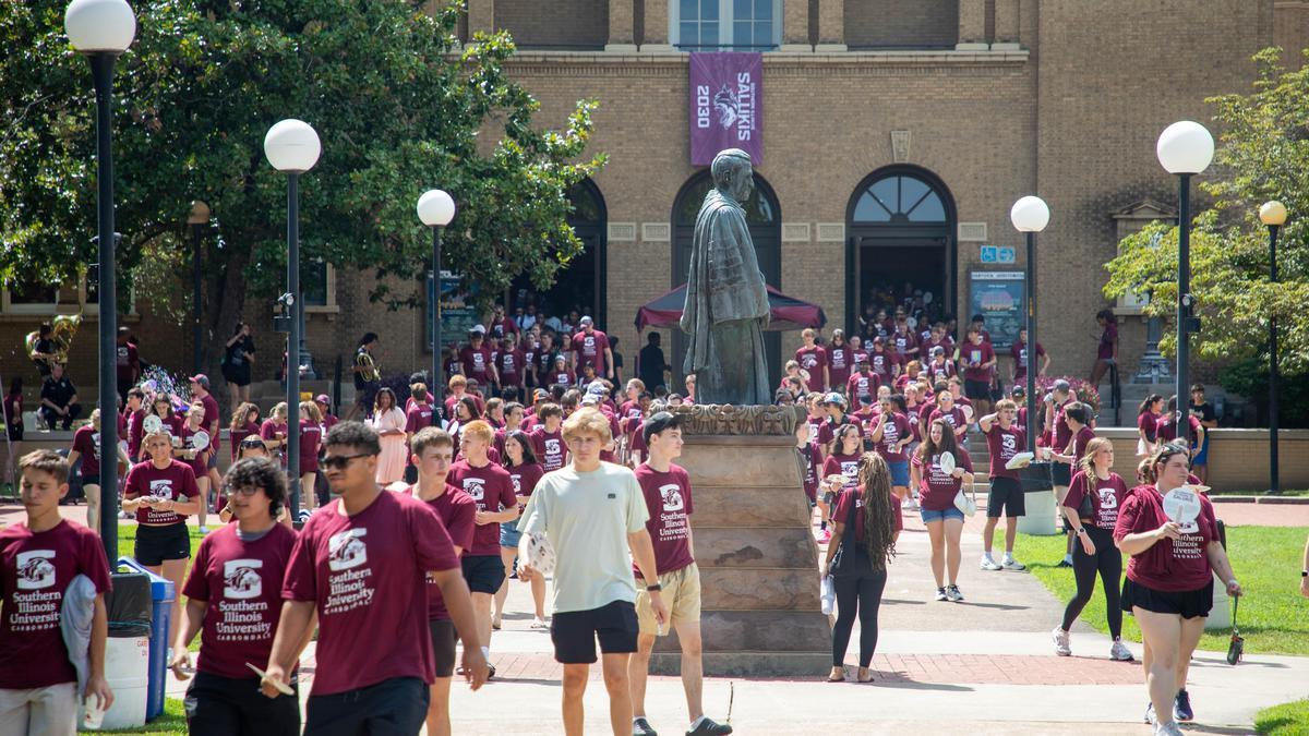 Students outside Shryock Auditorium.