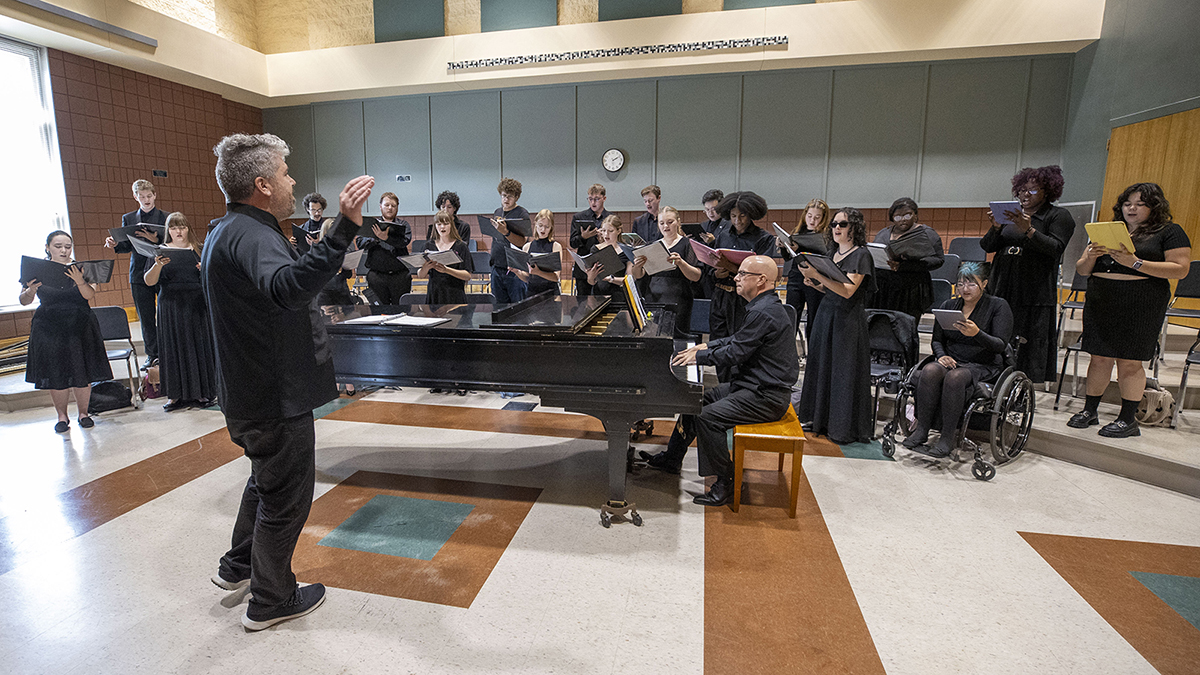 SIU Concert Choir rehearsal.